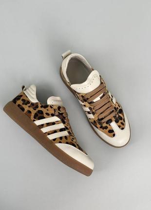 Женские кроссовки со вставками леопард из натуральной кожи 94227 фото