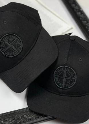 Кепка stone island чорна