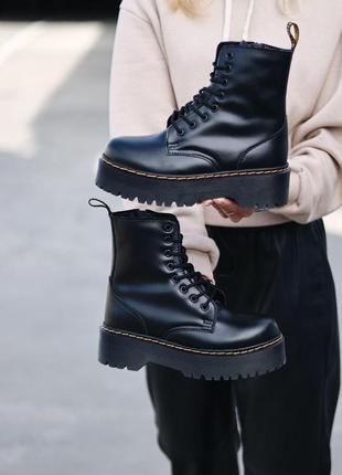 Зимние ботинки dr. martens jadon black fur на платформе с мехом2 фото