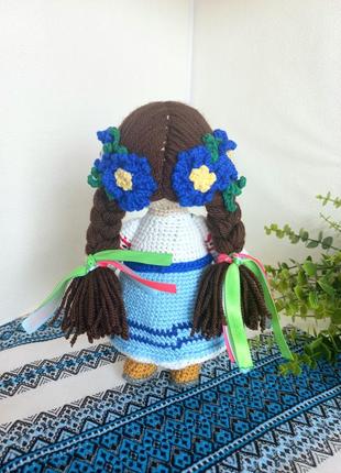 Кукла украиночка с цветами2 фото