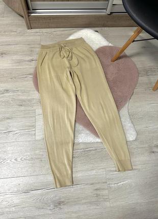 Трикотажные брюки от united colors of benetton1 фото