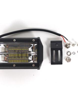 Фара універсальна led 24v (24 діоди 72w біле світло, прямокутна, 129*83*64)