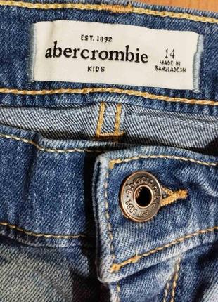 300.крутые короткие рваные джинсовые шорты успешного бренда из сша abercrombie &amp; fitch5 фото