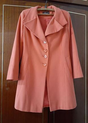 Демисезонное пальто