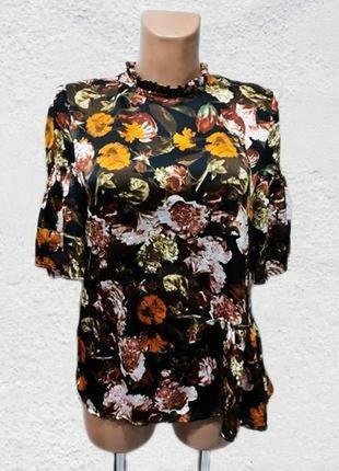 Великолепная качественная блузка в цветочный принт известного шведского бренда h&amp;m