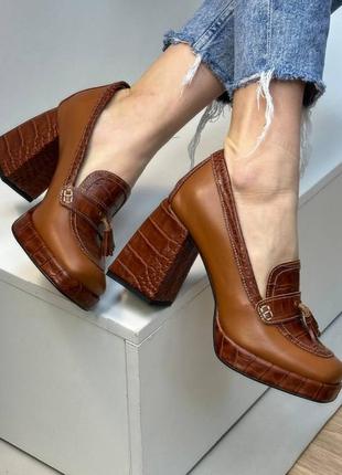 Эксклюзивные туфли из итальянской кожи и замши женские на каблуке платформе3 фото