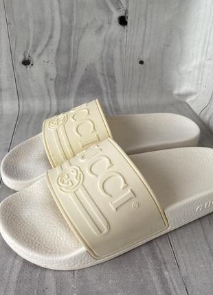 Gucci шлепки шльопки шльопанці