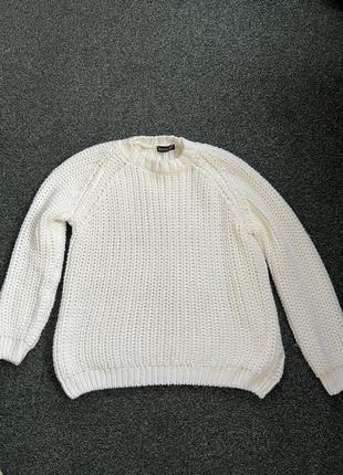 Белый свитер м-л5 фото