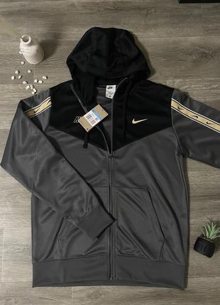 Кофта nike repeat nsw оригинал1 фото