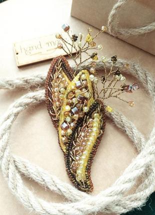 Брошь "илиана" брошь из бисера с хрусталем вышитое украшение