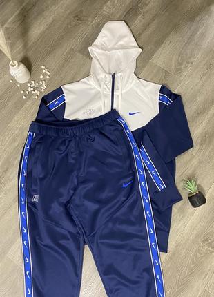 Спортивний костюм кофта та штани nike оригінал1 фото