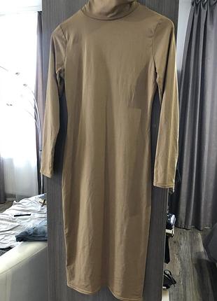 Сукня-футляр