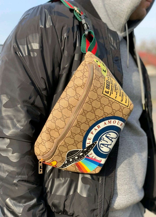 Gucci belt bag par amour gg supreme beige
