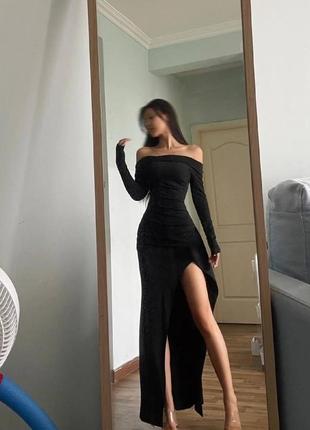 Элегантное длинное платье