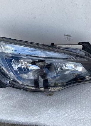 Фара передня права opel astra j 2009-2015, темний відбивач