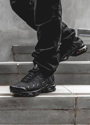 Кроссовки nike tn