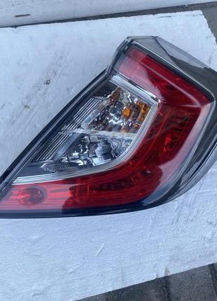 Фонарь задний внешний правый honda civic x 2017-2021,led,хєтчбек