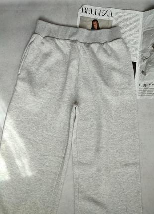Сірі жіночі спортивні штани розкльошені кльош на високій посадці з широкою ризинкою на тонкому флісі plt1 фото