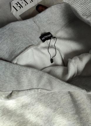 Сірі жіночі спортивні штани розкльошені кльош на високій посадці з широкою ризинкою на тонкому флісі plt3 фото