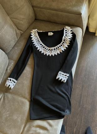 Сукня (плаття) чорна з білим з мереживним комірцем6 фото