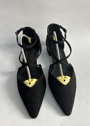 Жіночі туфельки на низькому підборі asos1 фото