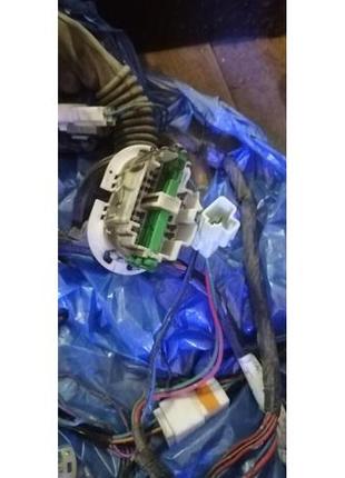Электропроводка правой передней двери mazda premasy cp19
