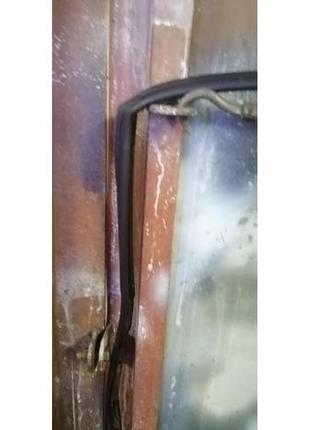 Уплотнитель резинка двери правой передней  mazda premasy