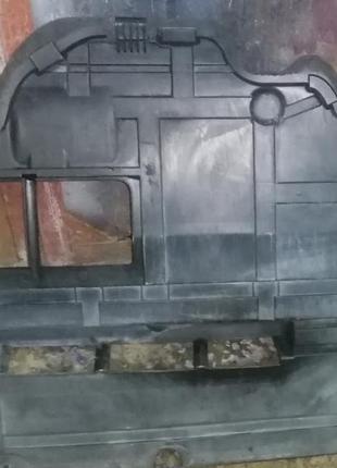 Захист двигуна пластик renault traffic.