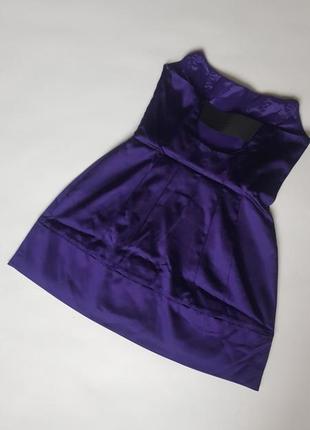 Женское атласное платье с открытыми плечами3 фото