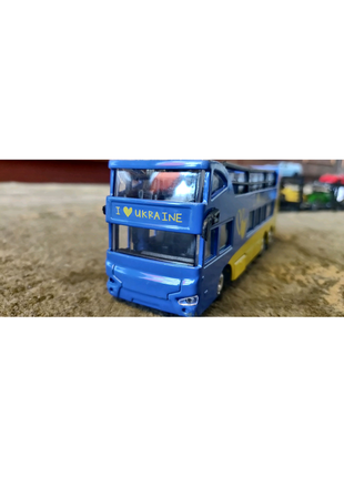 Автобус  іграшка3 фото