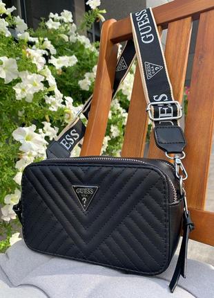 Жіноча сумка guess zippy snapshot black 20 х 8 х 12 см7 фото