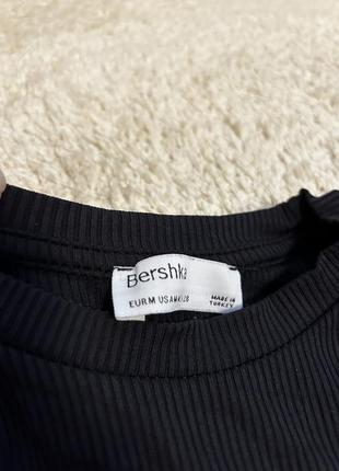 Топ bershka