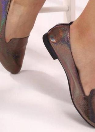 Туфли женские

 интересный дизайн

 очень удобные2 фото