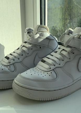 Високі кросівки nike air force 1