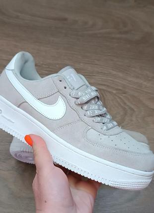 Нові жіночі кросівки nike air force 1 suede grey сірі замшеві найк,розмір 38,устілка 25,5см(на 38розмір і будуть)