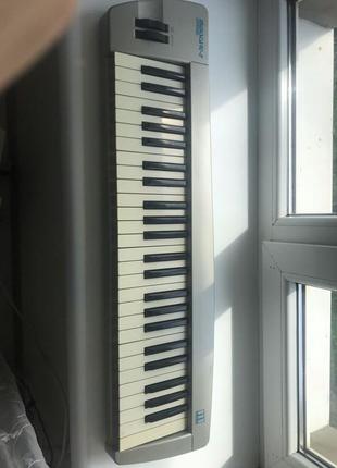 Продам midi клавіатурy miditech midistart 2 pro keys2 фото