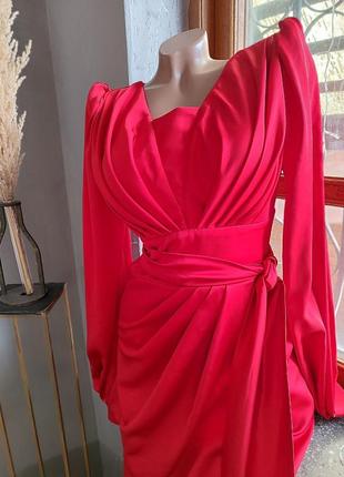 Шикарное красное платье на выпускной, вечернее