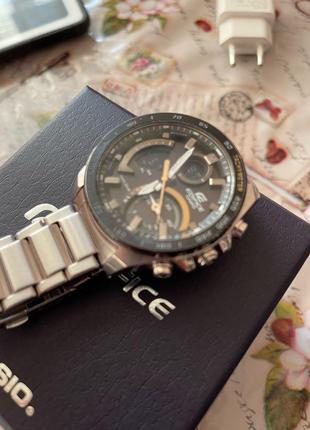 Наручний годинник casio eqb 8001 фото