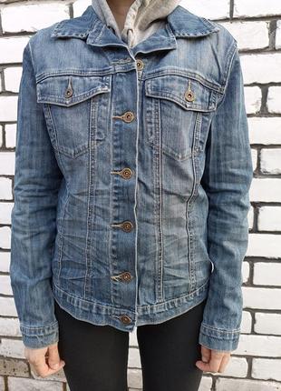 Джинсовка жіноча.