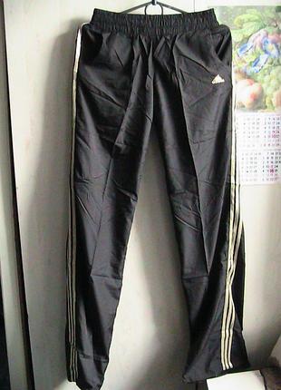 Спортивные штаны с золотыми лампасами adidas s m xl низкая посадка1 фото