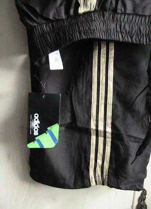 Спортивные штаны с золотыми лампасами adidas s m xl низкая посадка3 фото