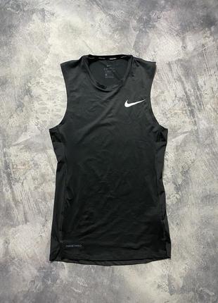 Спортивная майка nike pro combat