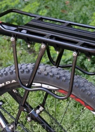 Велосипедний багажник консольний алюмінієвий чорний під дисковий1 фото
