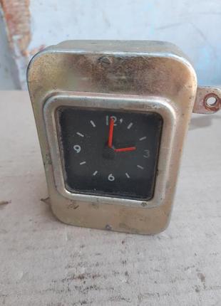 Часы авто раф и др., электро, отличное состояние
