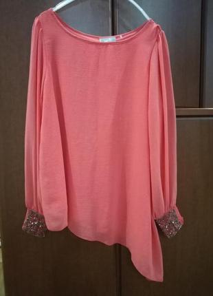 Блуза коралового цвета