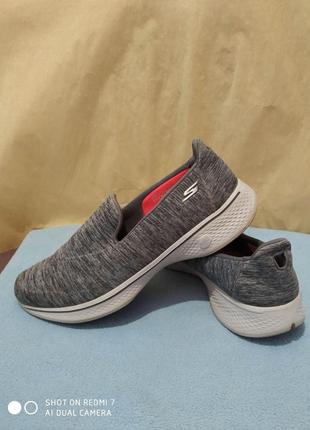 Кроссовки мокасины skechers goga max