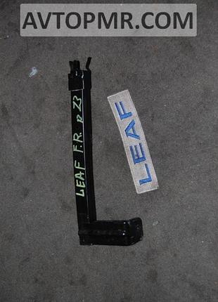 Напрямна скла дверей перед прав nissan leaf 11-12 80216-3na0