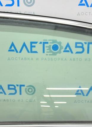 Скло двері зад лев toyota camry v40 68104-06090
