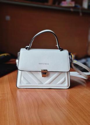 Сумка на магнитной застежке