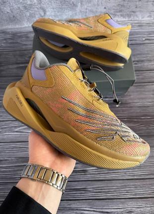 Чоловічі кросівки нью беланс / new balance fuelcell x stone island beige violet